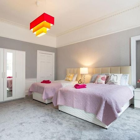 Stunning 2-Bed Apartment In Central EDI Exterior photo