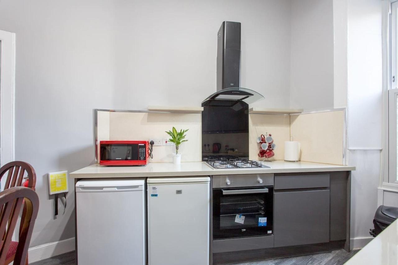 Stunning 2-Bed Apartment In Central EDI Exterior photo