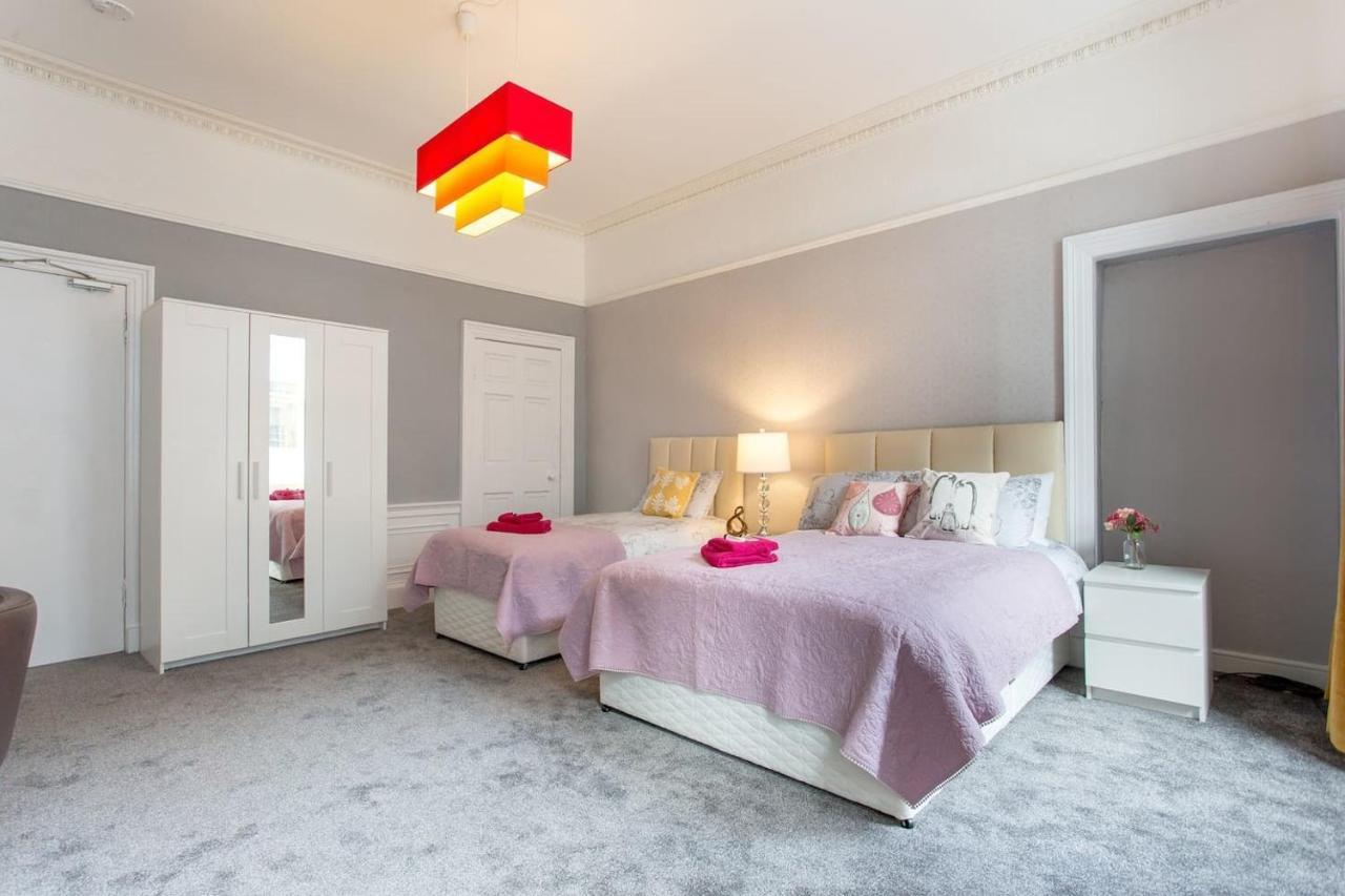 Stunning 2-Bed Apartment In Central EDI Exterior photo