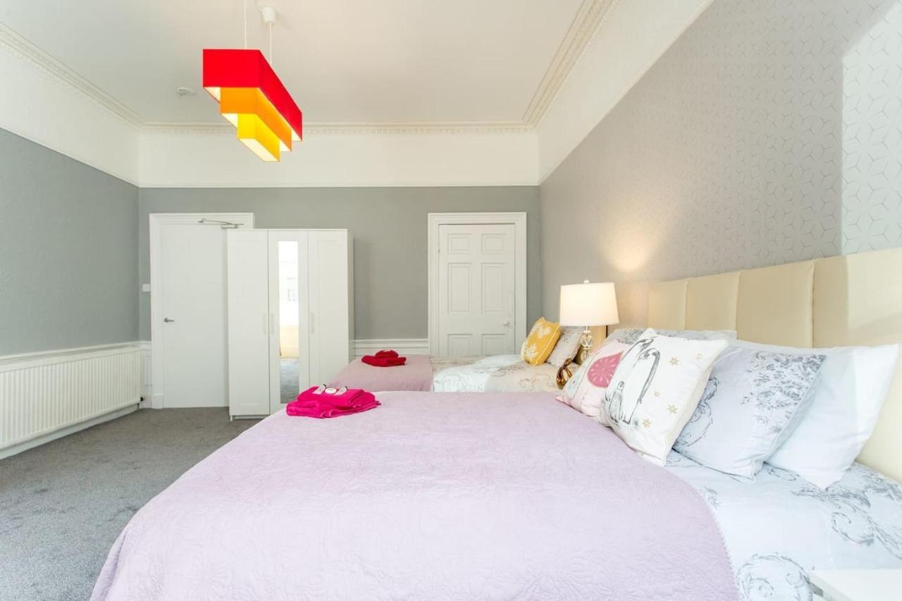 Stunning 2-Bed Apartment In Central EDI Exterior photo